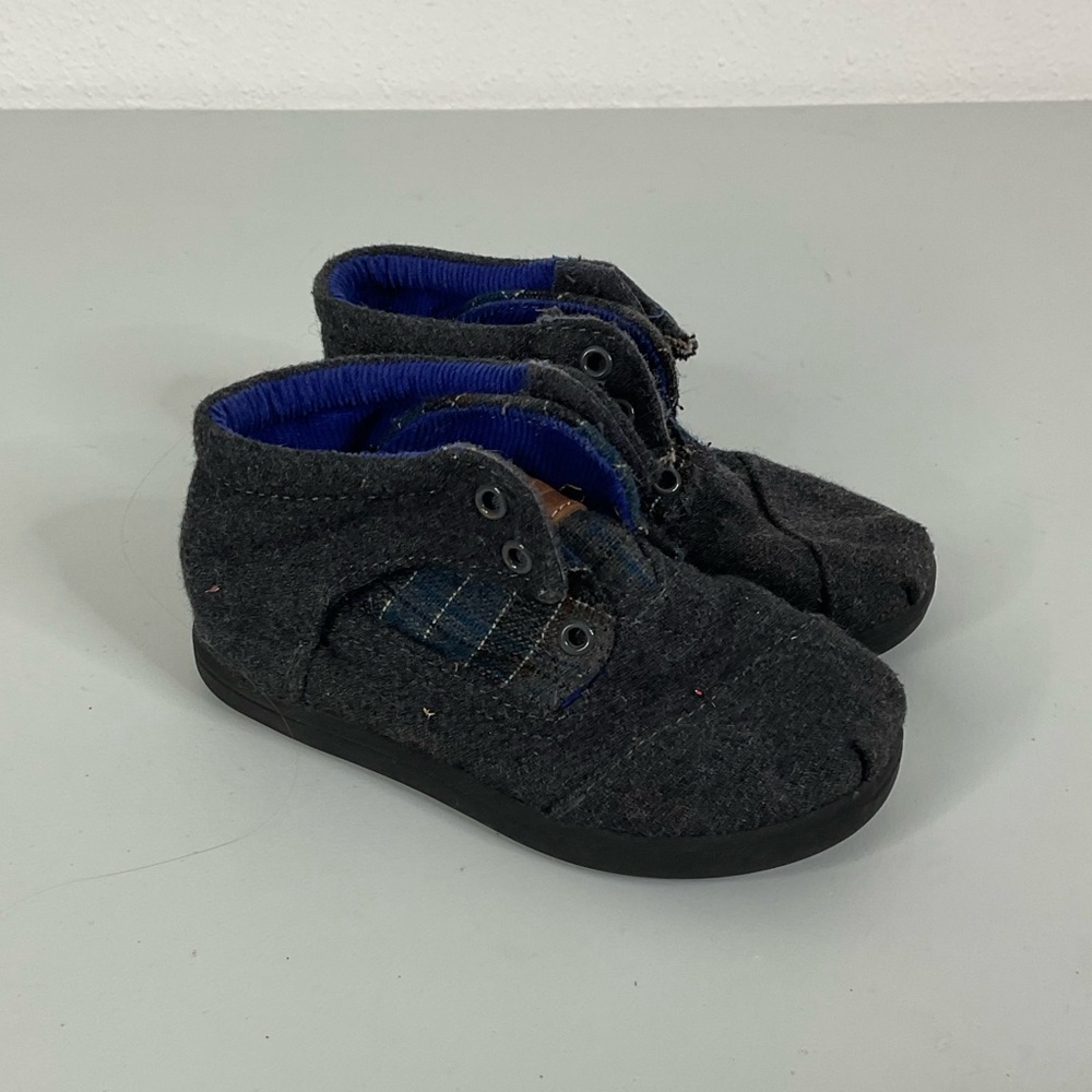 Toms Gray Toddler Shoes Size 8
